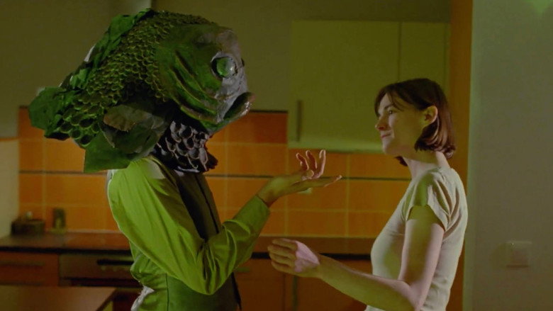 Kiss of God still